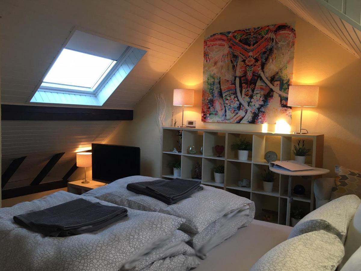 Cozy Attica - With Every Comfort - Berne Appartement Liebefeld Buitenkant foto